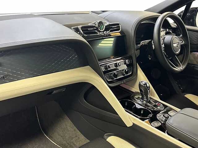 1:Bentley Bentayga S V8, SUV, Titan Grey, Bentley Belfast