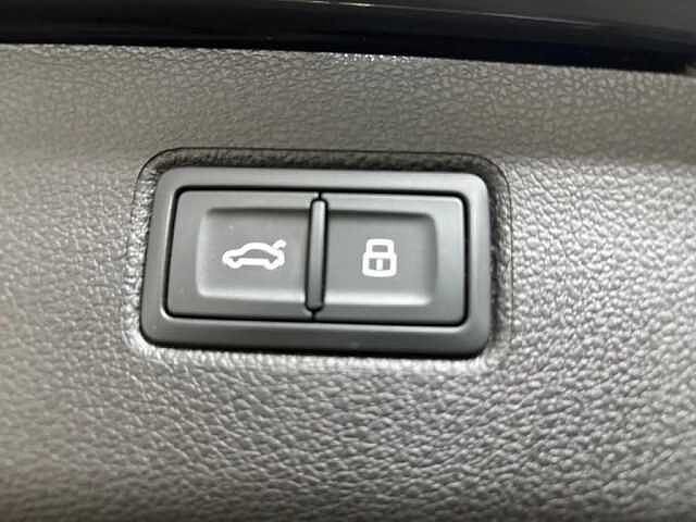 31:Bentley Bentayga S V8, SUV, Titan Grey, Bentley Belfast