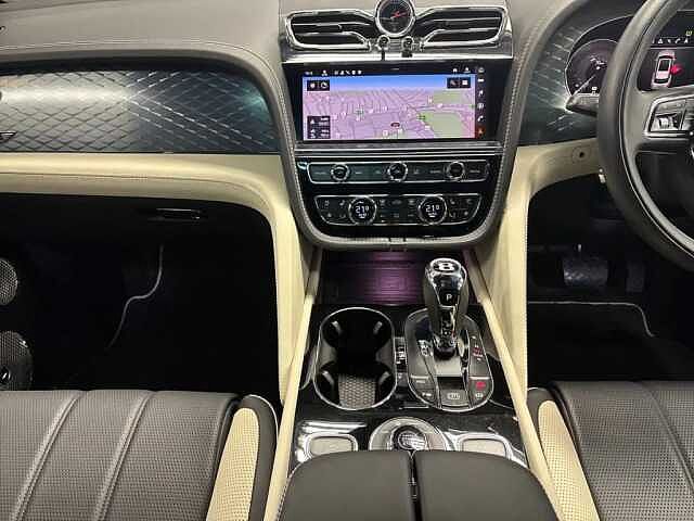 25:Bentley Bentayga S V8, SUV, Titan Grey, Bentley Belfast